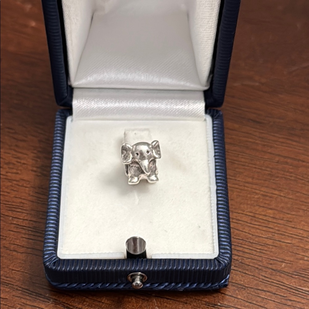 Pandora Elephant Charm